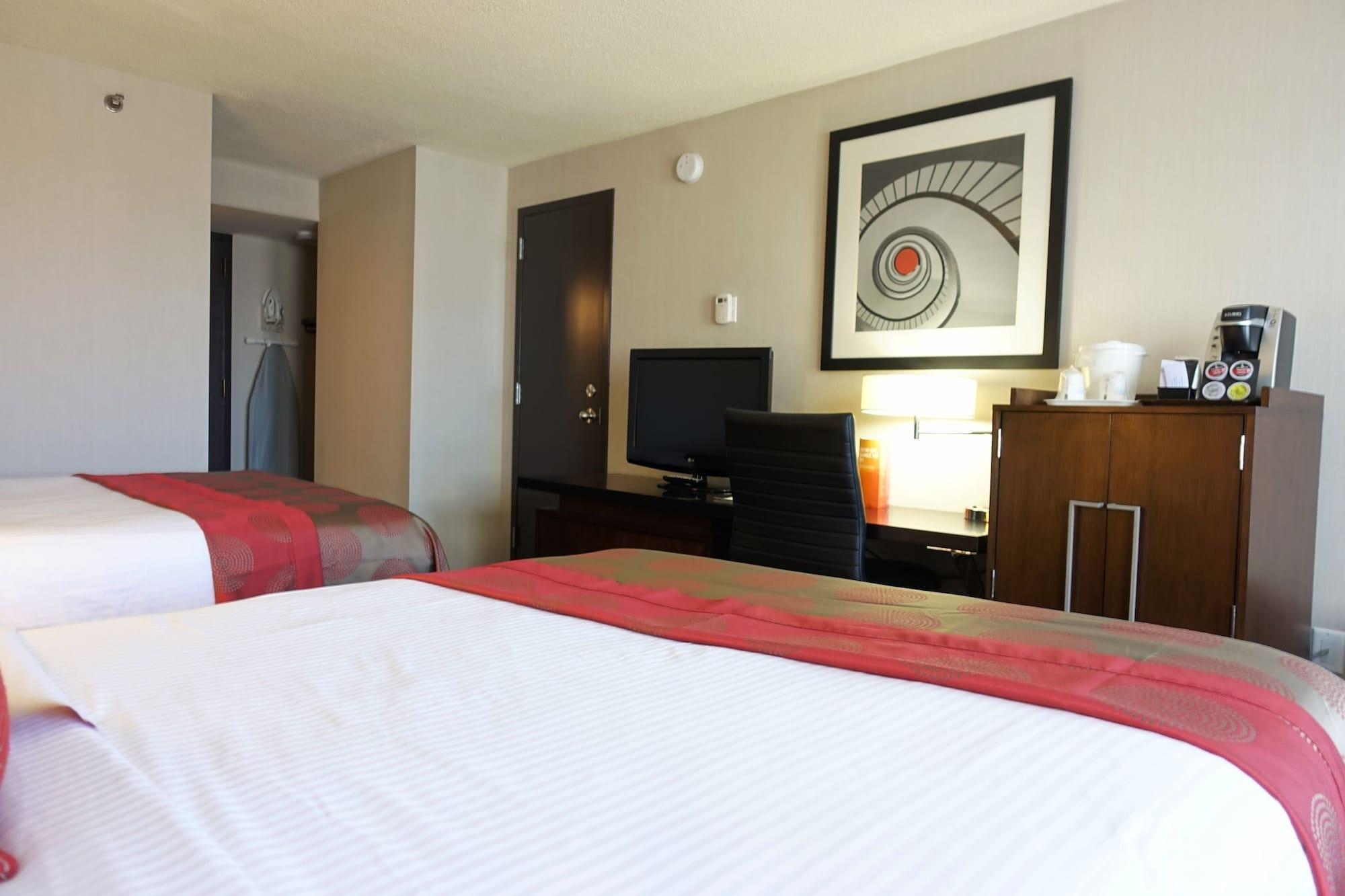 Hotel Ramada Plaza By Wyndham Regina Downtown Exterior foto