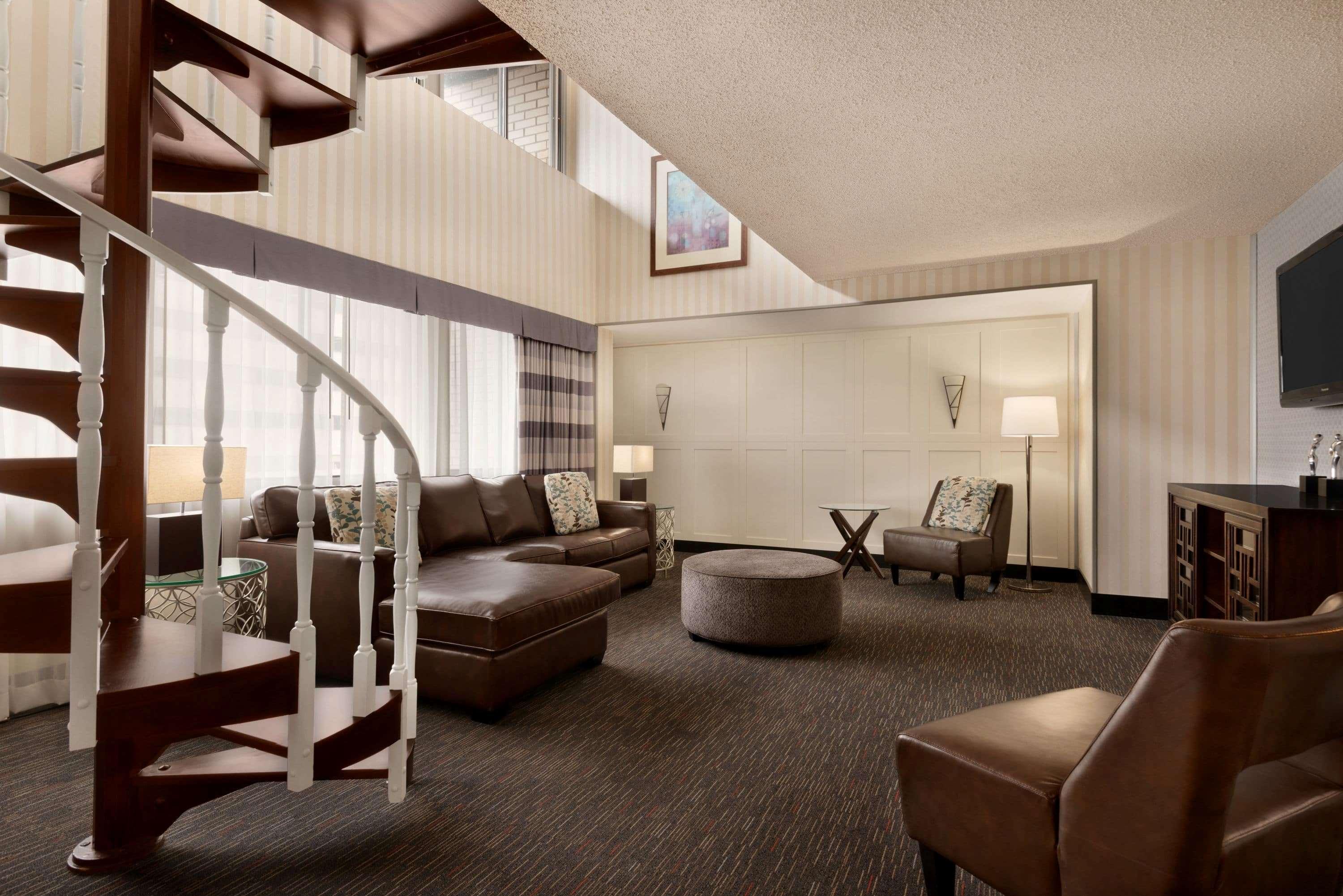 Hotel Ramada Plaza By Wyndham Regina Downtown Exterior foto