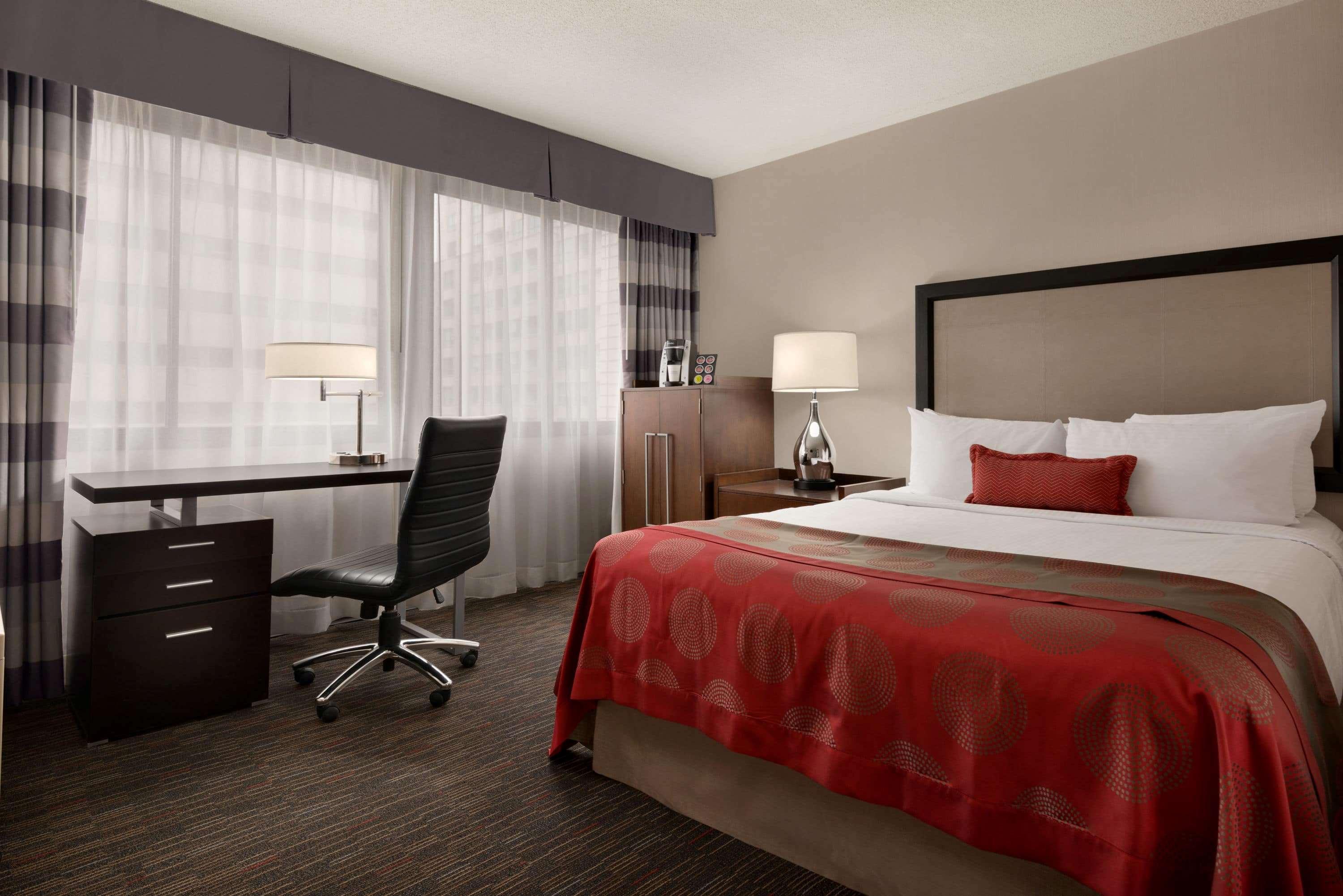 Hotel Ramada Plaza By Wyndham Regina Downtown Exterior foto