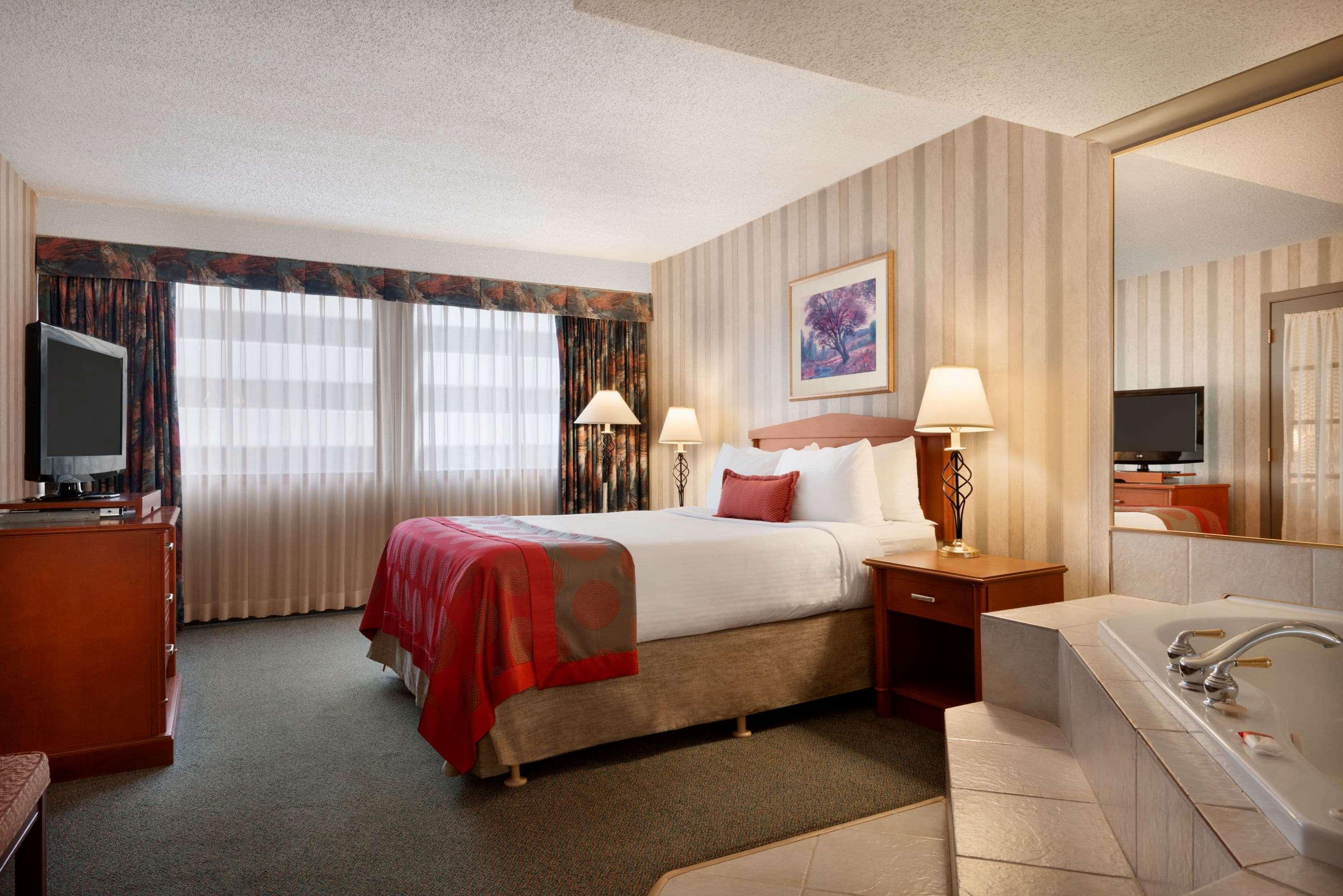 Hotel Ramada Plaza By Wyndham Regina Downtown Exterior foto