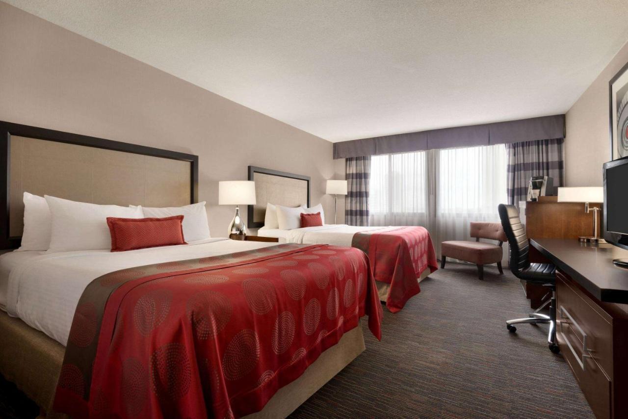 Hotel Ramada Plaza By Wyndham Regina Downtown Exterior foto
